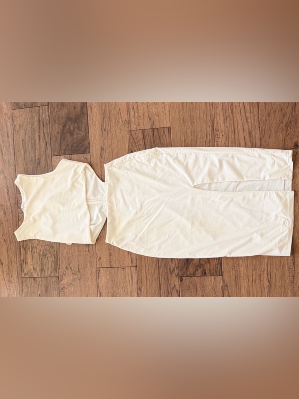 Superdown Amira Cut Out Dress in Ivory Size XS - Picture 2 of 2